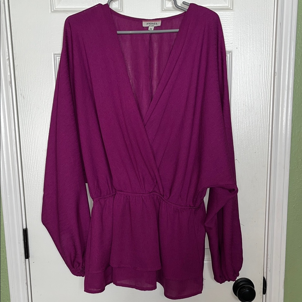 ANDREE BY UNIT V-Neck Purple Blouse